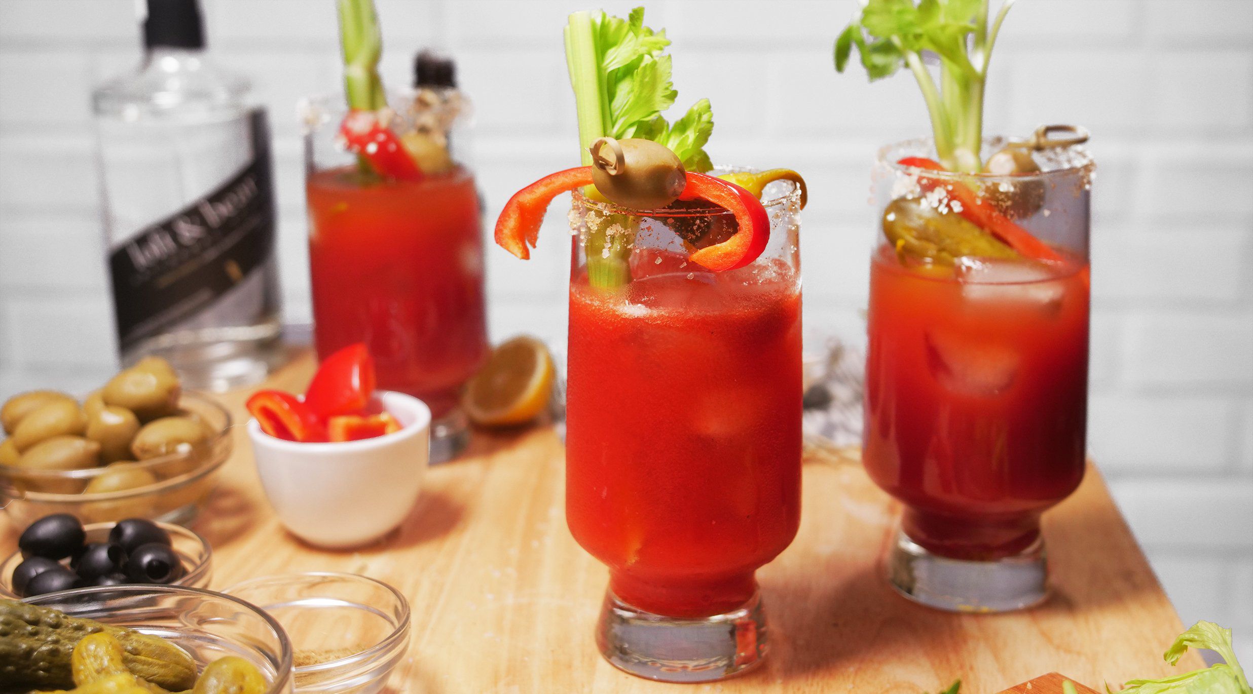 How To Set Up A Bloody Mary Bar: Accessories & Display Ideas
