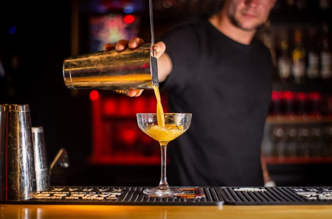 The Importance of Continuous Education in the Bartending Industry