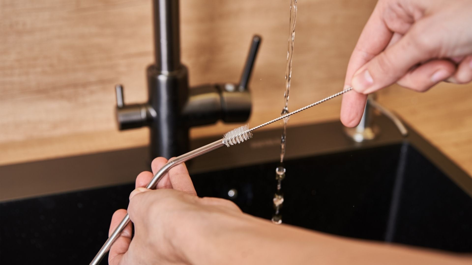 Are Metal Straws Sanitary? Get Your Facts Straight