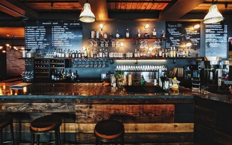 The 5 Aspects Of Bar Lighting Design To Attract More Customers