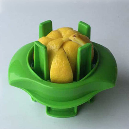 1PC Lemon & Lime Wedge Slicer Cutter to Garnish Food Lemon  Splitter Fruit Slicer Apple Separator Orange Cutter Enjoy Slices of Lemon and Lime Wedges in Seconds (Green)