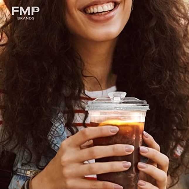 [50 Pack] Disposable Strawless Plastic Cups with Lids - 20 Oz Clear Plastic Cups and Sippy Cups Lids, Perfect Eco-Friendly To Go Cups for Iced Coffee, Smoothies, Soda Party Drinks and Cafe Essentials