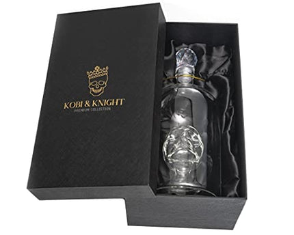 Kobi & Knight Premium Skull Decanter - Handmade Skull Whiskey Decanter with Airtight Stopper - Borosilicate Glass Skull Decanter - Thick Vodka, Rum, Gin, Tequila Bottle - 25fl oz / 750ml Skull Barware