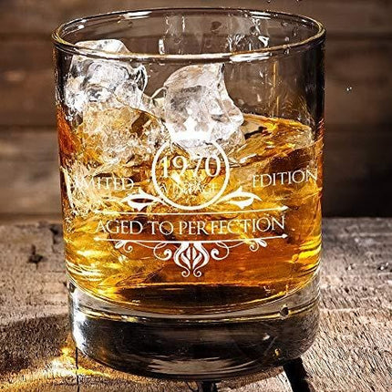 1970 50th Birthday Whiskey Glass for Men and Women - Vintage Funny Anniversary Gift Idea for Him, Her, Husband, Wife – 50 Year Old Gifts for Mom, Dad - Party Favors, Decorations - 11 oz