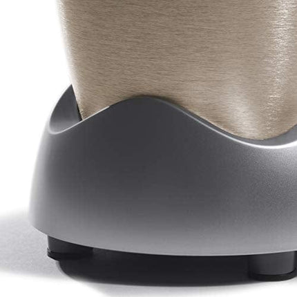 NutriBullet Pro - 13-Piece High-Speed Blender/Mixer System with Hardcover Recipe Book Included (900 Watts)