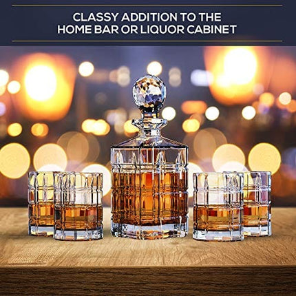 Regal Trunk & Co. Whiskey Decanter Sets | 4 Square Engraved Tumblers Whisky Decanter & Glass Set | Crystal Decanter Set Bourbon and Scotch | Comes In Gift Box and with Glass Polishing Cloth