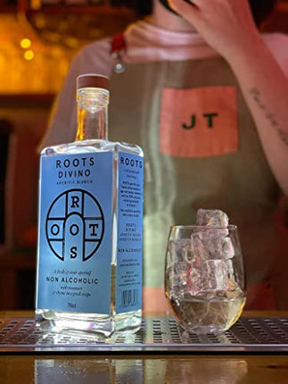 Roots Divino Bianco Non Alcoholic Vermouth | The only wine-based zero proof aperitif | Handcrafted with greek lemons and thyme | Low Cal | Made in Greece | 23.7fl oz (700ml)