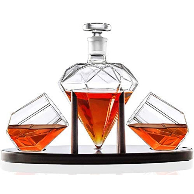 Whiskey Decanter Diamond shaped With 2 Diamond Glasses & Mahogany Wooden Holder – Elegant Handcrafted Crafted Glass Decanter For Liquor, Scotch, Rum, Bourbon, Vodka, Tequila – Great Gift Idea – 750ml