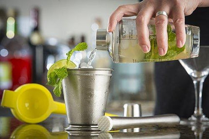 Tablecraft 3 Piece Small Boston Shaker, 12 oz, Clear